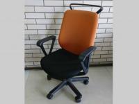 【先行販売】OAチェア肘有 イトーキ トルテ