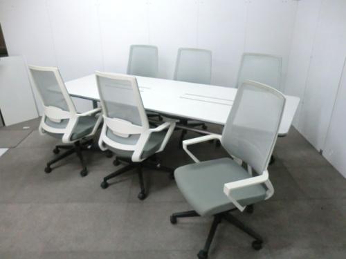 イトーキ / ホワイト ・ライトグレー/ 【中古」 スタイリッシュ会議室セット ホワイトモデル