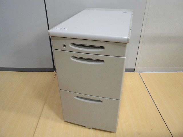 脇机 3段 オカムラ ニューグレー
