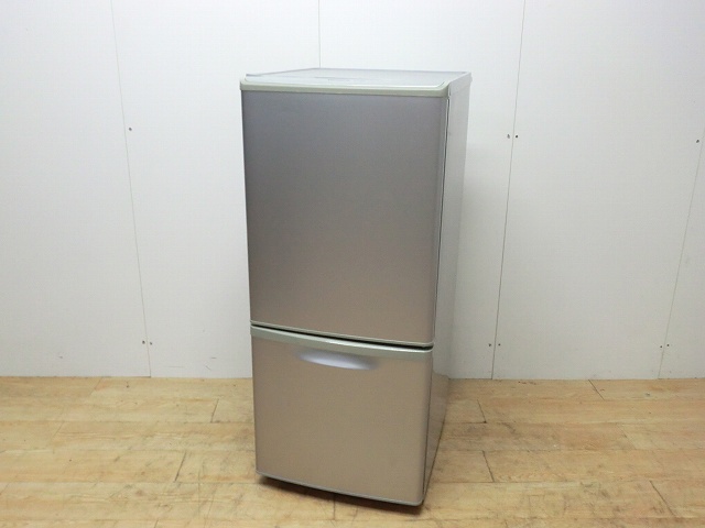 冷蔵庫 Panasonic NR-B144W