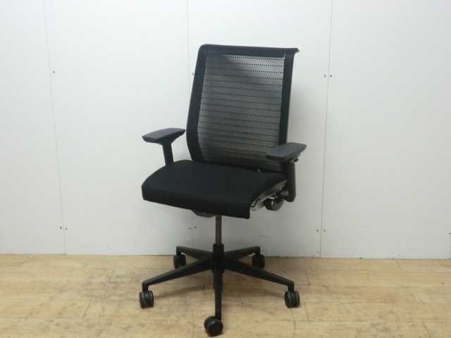 OAチェア肘有 Steelcase Thinkチェア