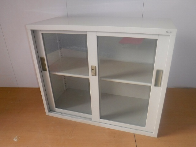 ガラス引違キャビネット プラス ニューグレー