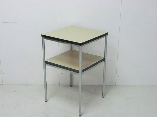 電話台　コクヨ　アイボリー