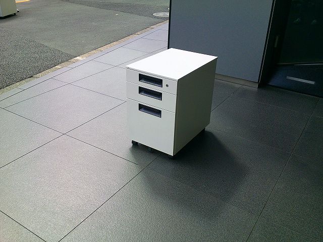 ワゴン3段 プラス フラットライン