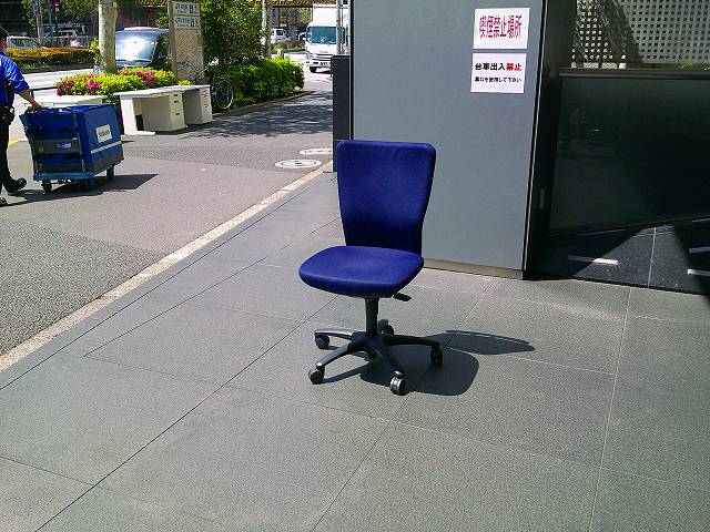 OAチェア肘無し カロッツァ