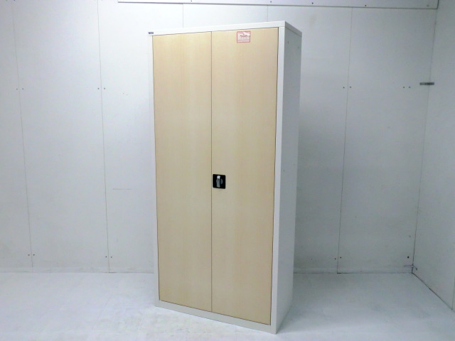 木目調/両開きキャビネット