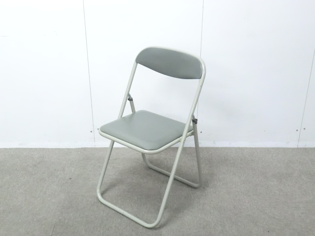 ライオン / グレー / 【中古】 折りたたみチェア