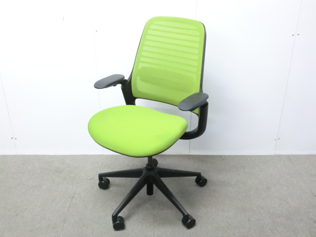 Steelcase/Series1/ライトグリーン/【中古】
