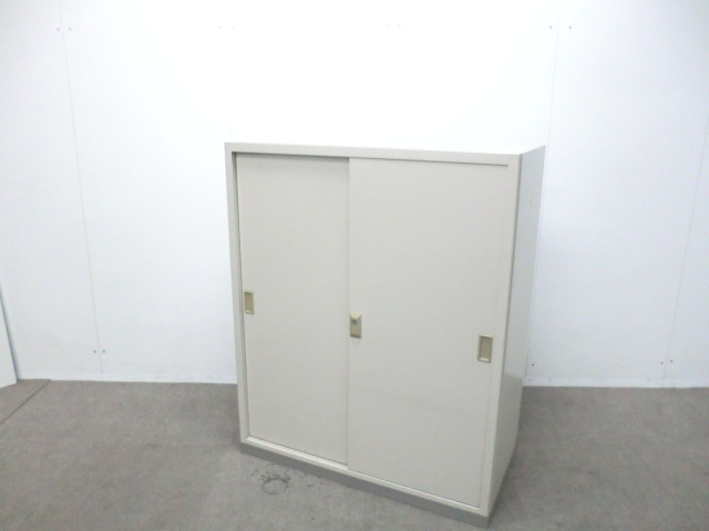 イナバ / ニューグレー / 【中古】 引違いキャビネット