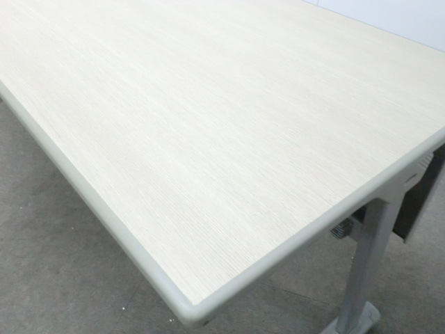 オカムラ/8184/ 木目調 / 【中古】 フォールディング