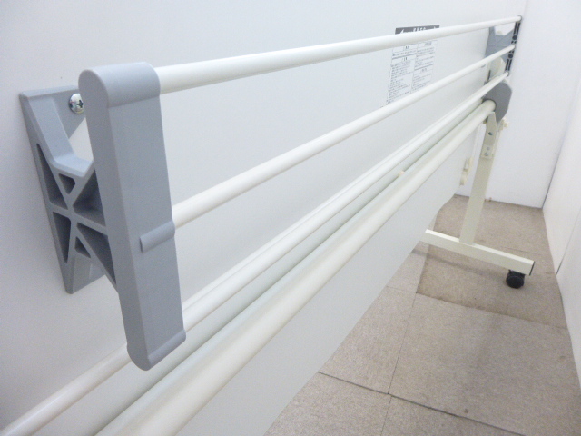 ホワイト/フォールディングテーブル/【中古】