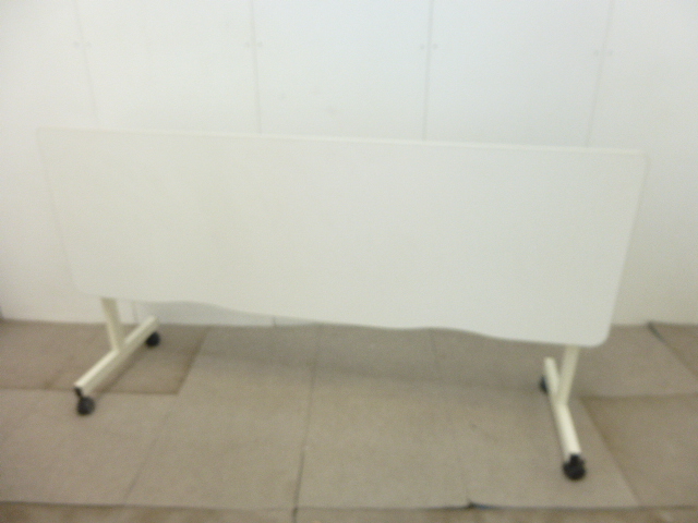 ホワイト/フォールディングテーブル/【中古】