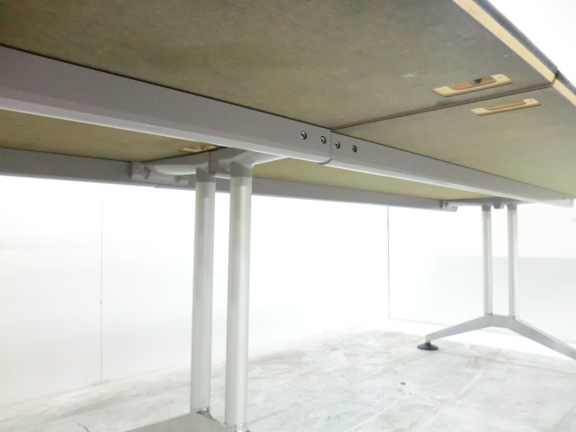 Wilkhahn/ロゴン/ライトグレー/【中古】大会議テーブ