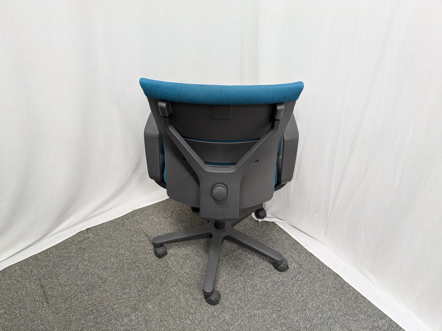 トレンザチェア(コクヨ) / 肘付 / グリーン