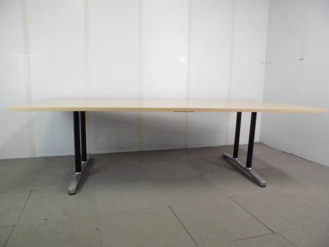 大会議テーブル(アイコ) / 木目調