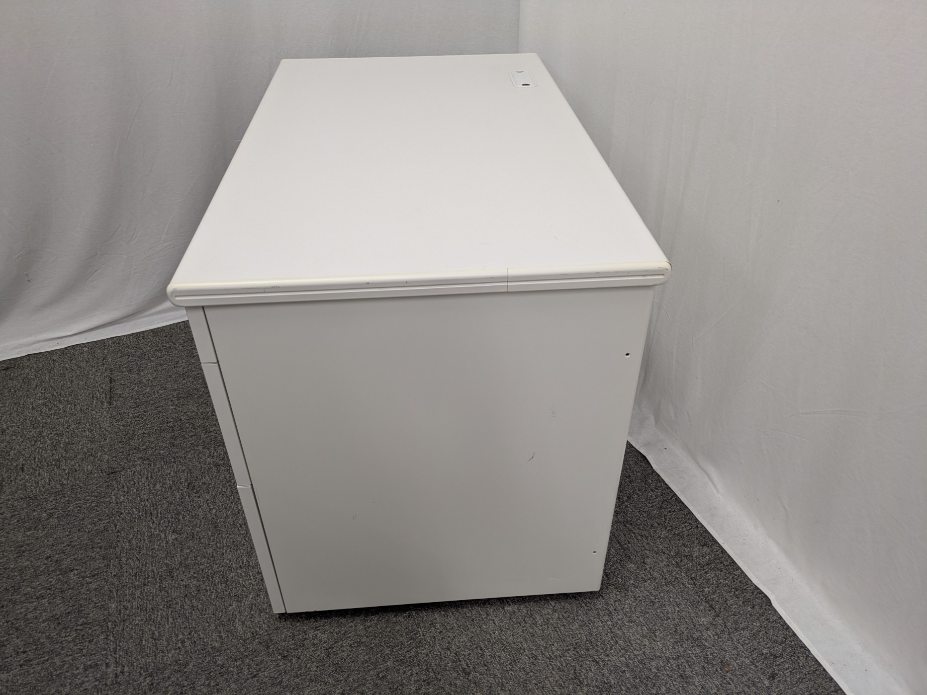 プラス / フラットライン / ホワイト /