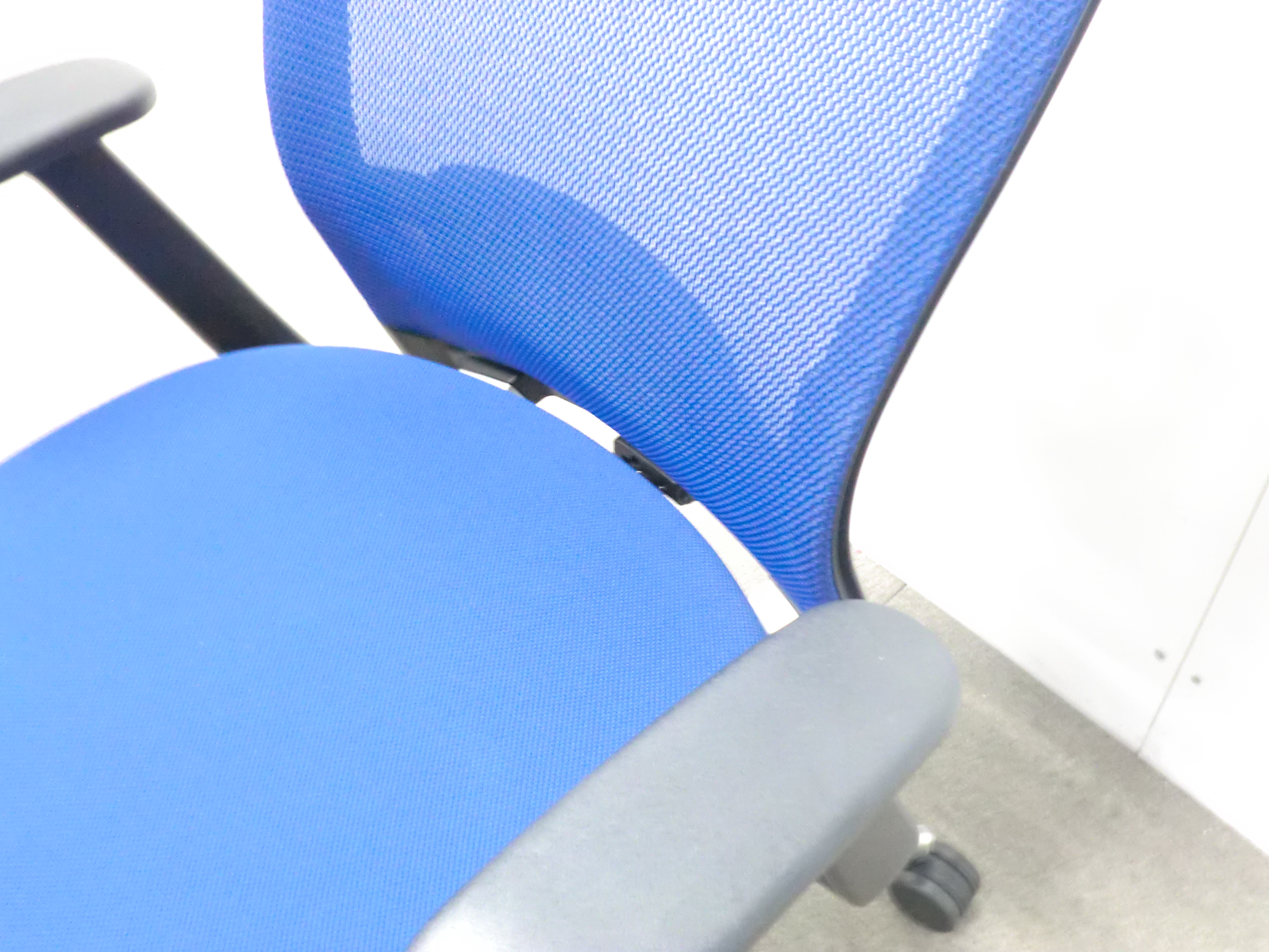 コクヨ / エトス / ブルー / CR-G1620 【中古】 OAチェア肘有