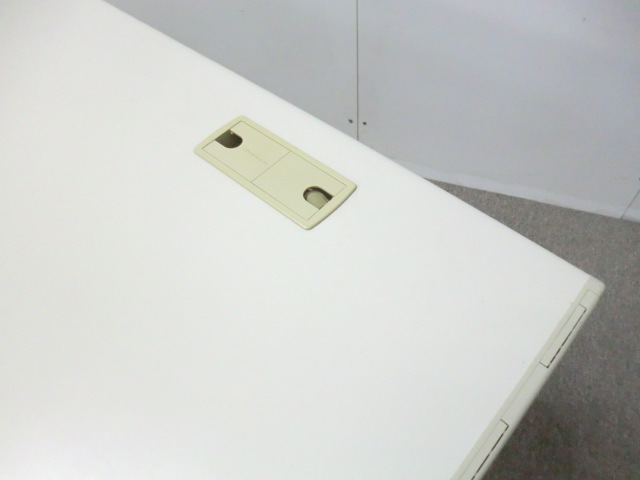 オカムラ/SD-V / ニューグレー / 【中古】 平デスク