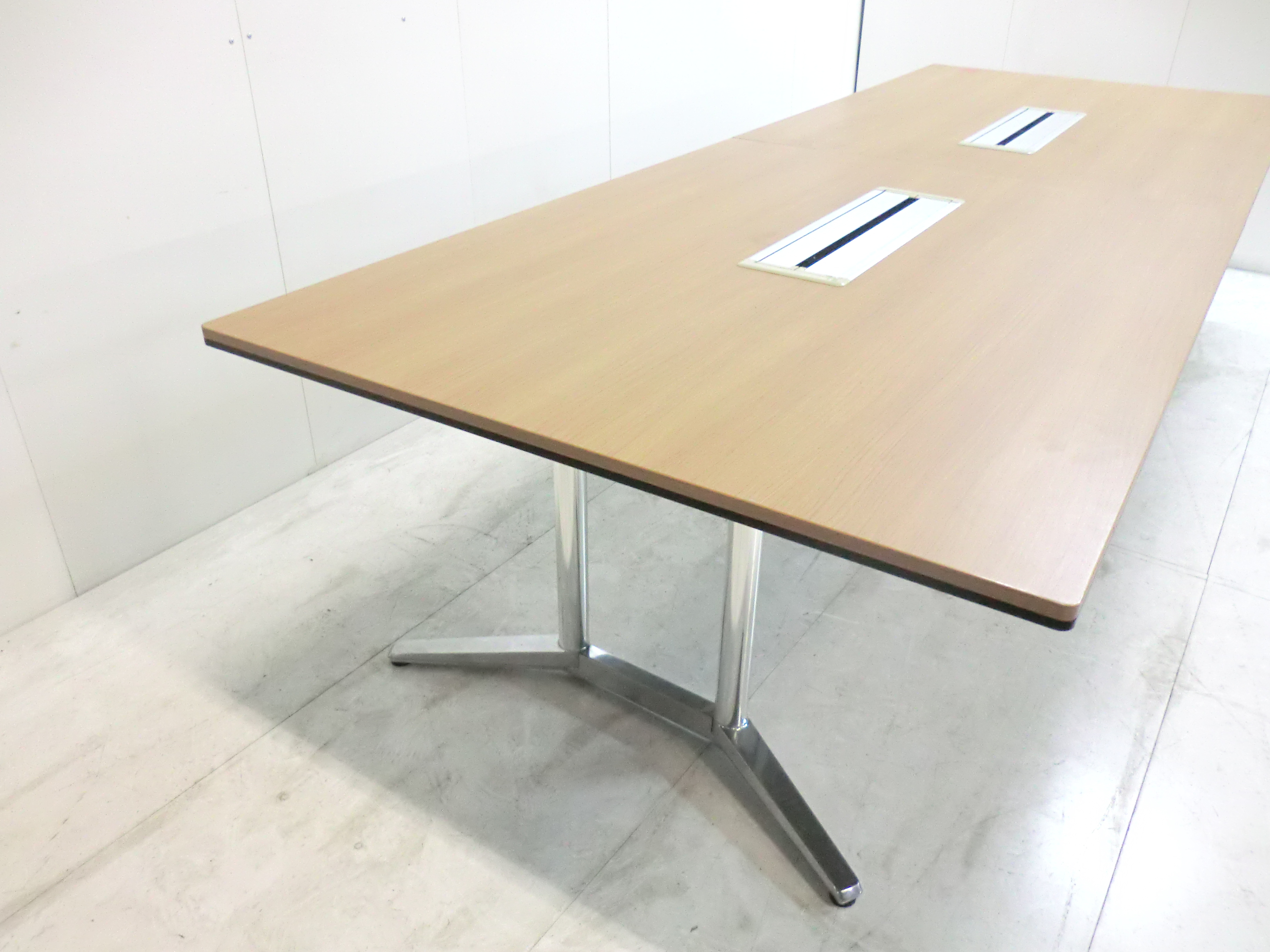 オカムラ/ラティオ / 木目調 / 【中古】 大会議テーブル