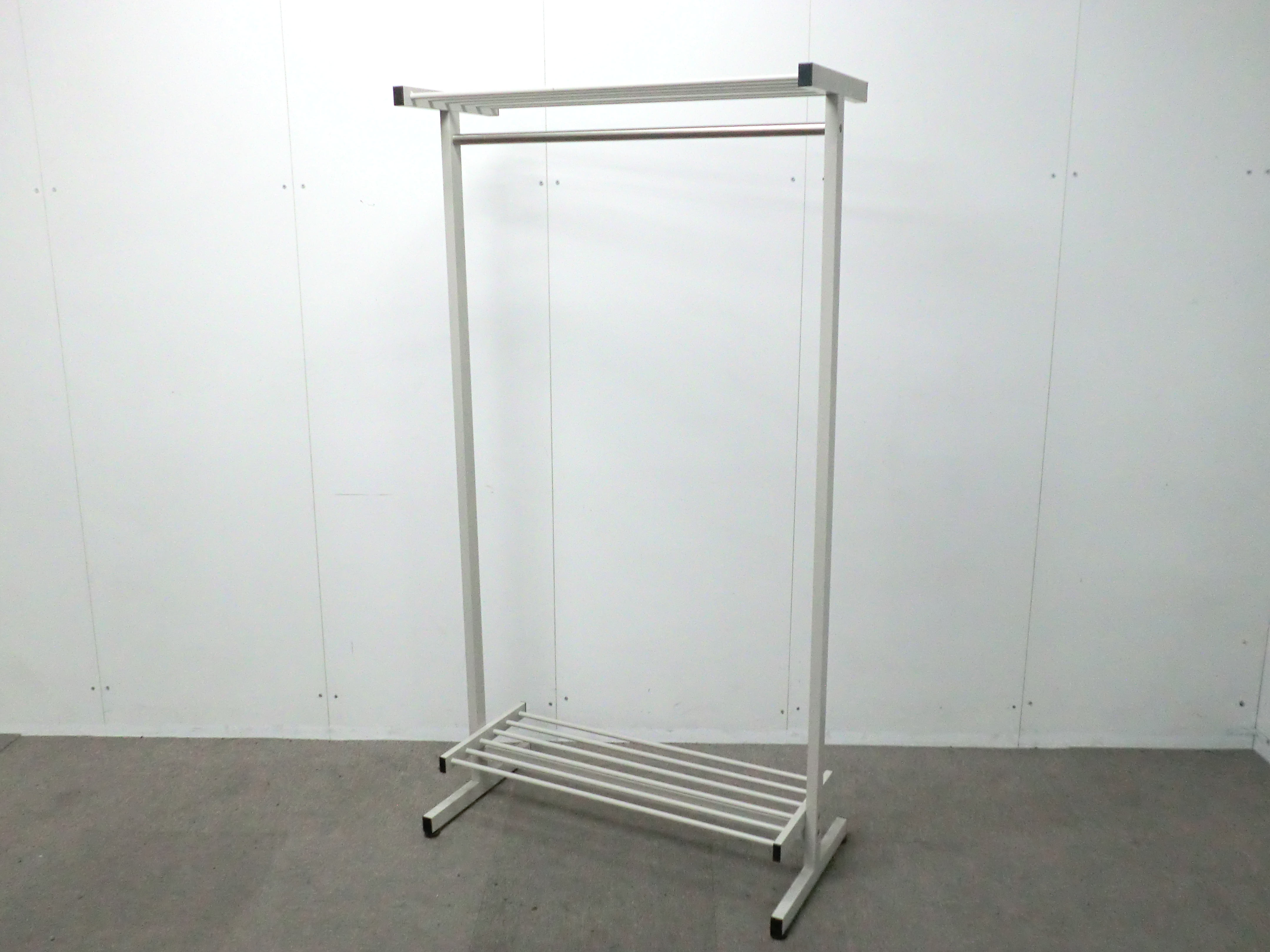 イトーキ / ニューグレー / 【中古】 ハンガーラック