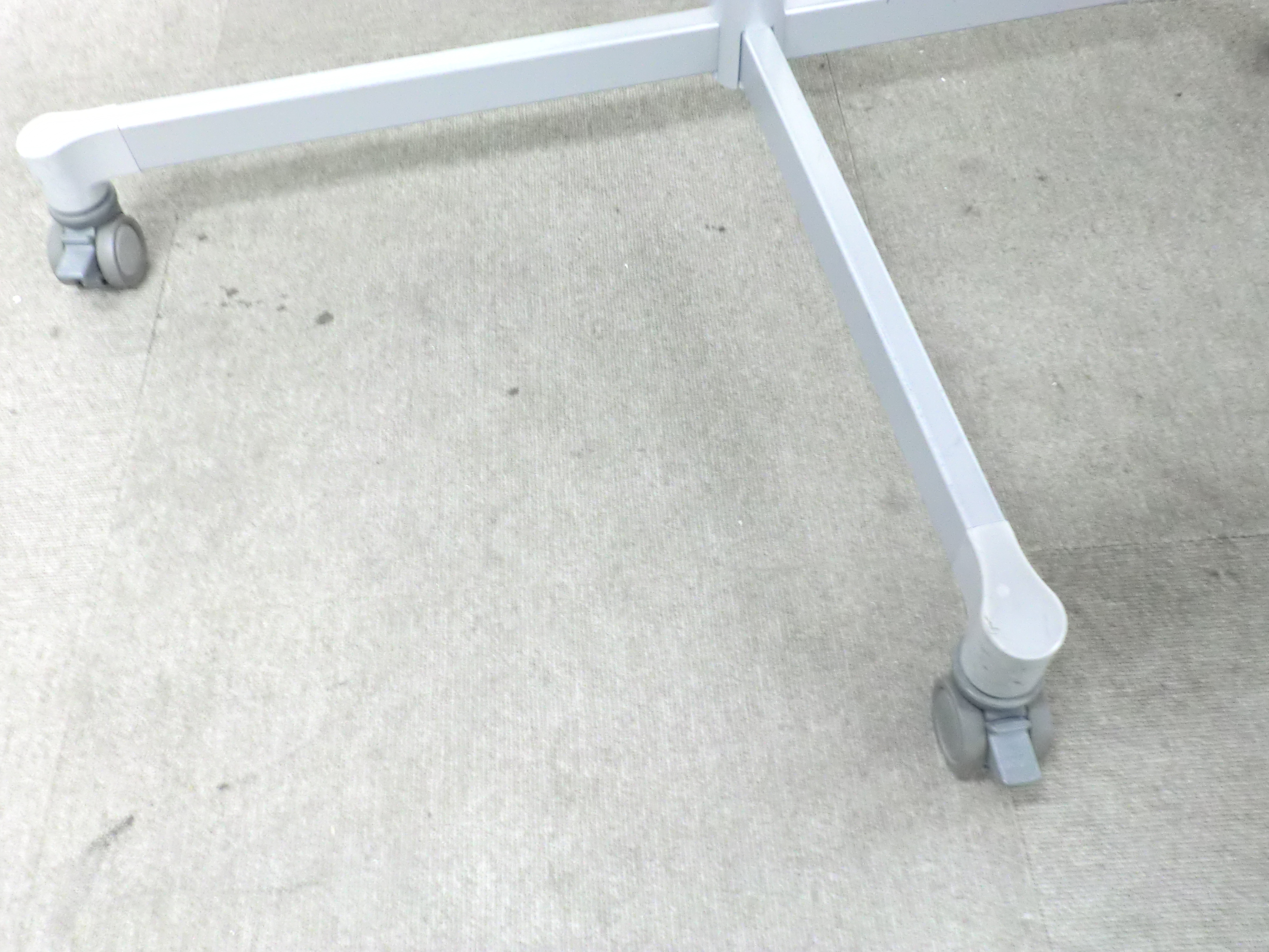 コクヨ/木目調/ 【中古】 会議テーブル / キャスター付き