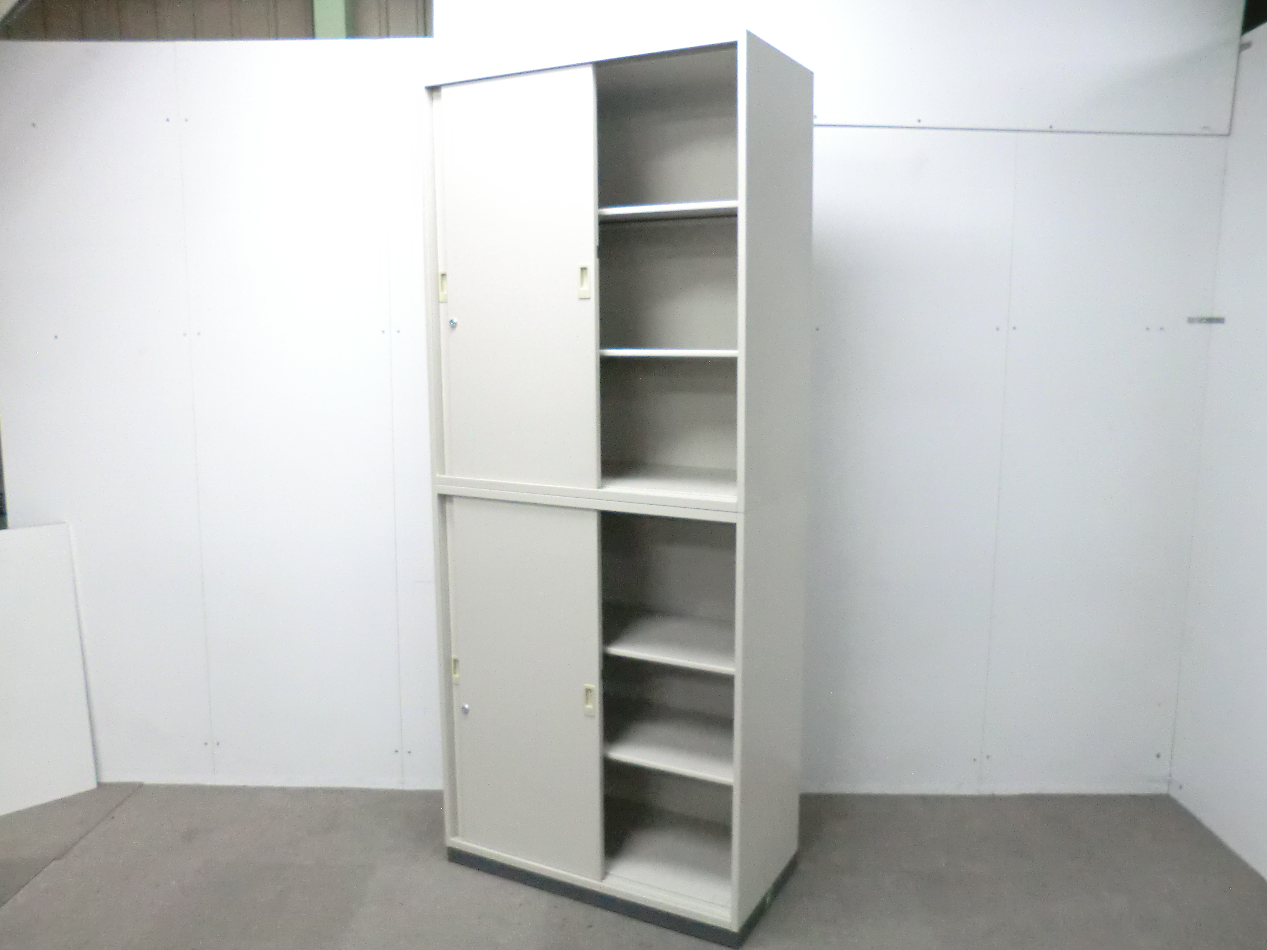 コクヨ/BWN/ニューグレー / 【 中古 】 上下連結書庫