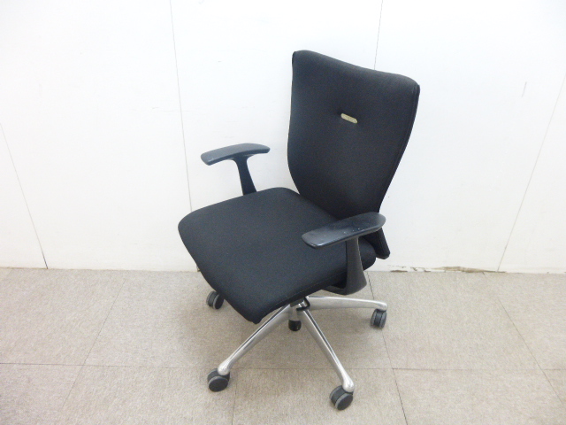 オカムラ/フィーゴ/ブラック/肘有/T字/【中古】