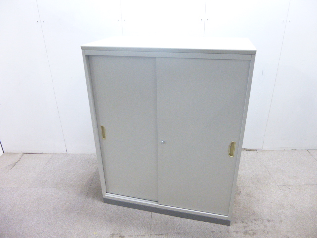 ナイキ/ニューグレー/引違キャビネット/【中古】