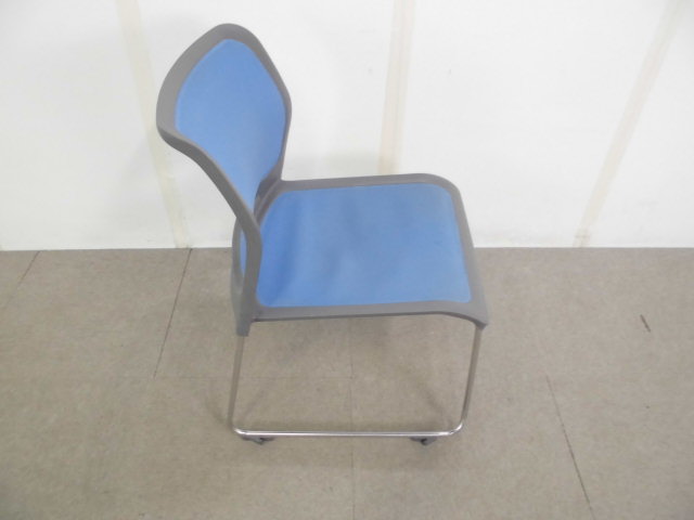 コクヨ / ブルー / スタッキングチェア