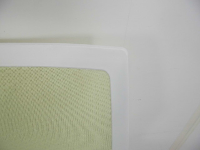 オカムラ / ライトグリーン / スタッキングチェア