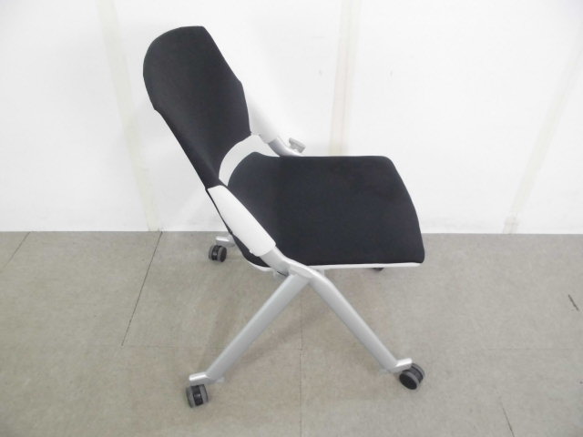 プラス / ブラック / カートチェア