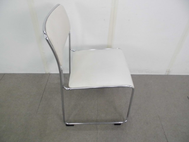スタッキングチェア / ホワイト
