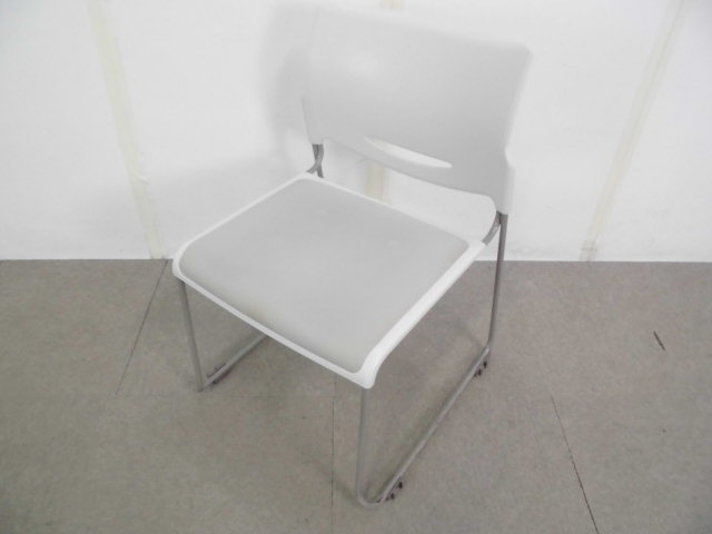 ウチダ / ライトグレー / スタッキングチェア