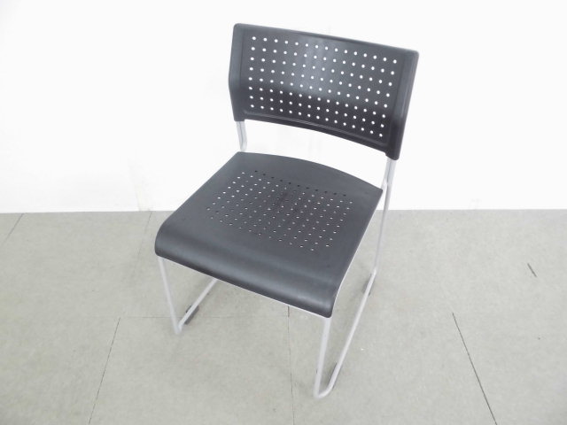 チトセ / スタッキングチェア / ブラック