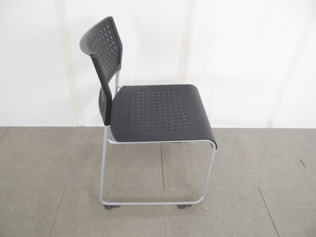 チトセ / スタッキングチェア / ブラック