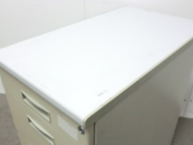 トヨセット / ニューグレー / 【中古】 3段脇机