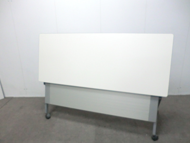 ナイキ / ホワイト / 【中古】 フォールディング