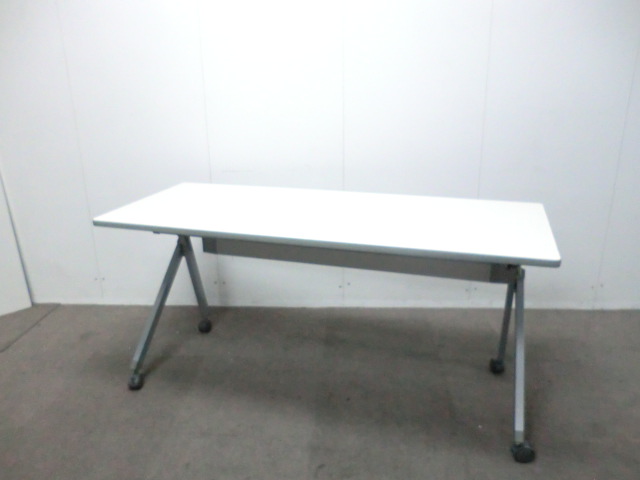 ナイキ / ホワイト / 【中古】 フォールディング