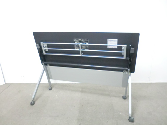 ナイキ / ホワイト / 【中古】 フォールディング