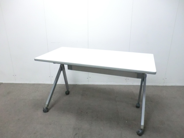 ナイキ / ホワイト / 【中古】 フォールディング