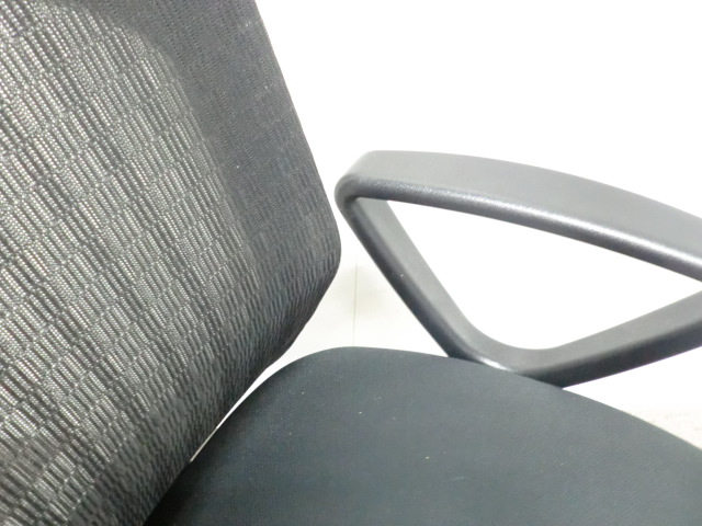 ナイキ/ パウザ / ブラック / 【中古】 OAチェア肘有