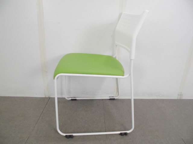 スタッキングチェア/グリーン/【中古】
