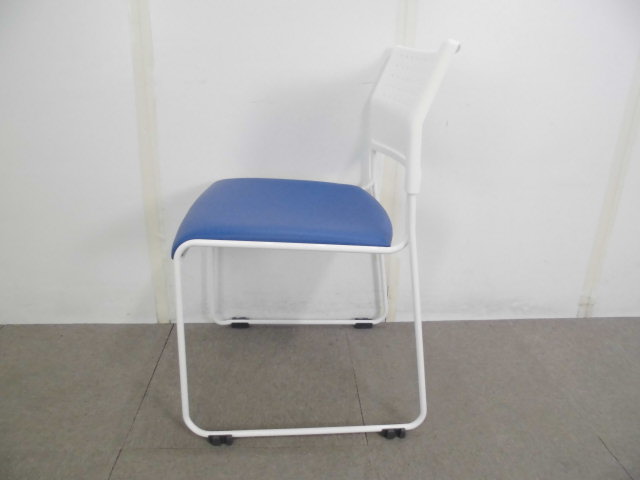 スタッキングチェア/ブルー/【中古】