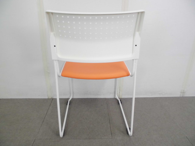 スタッキングチェア/オレンジ/【中古】