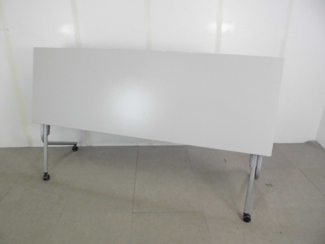 オカムラ / ニューグレー / フォールディングテーブル