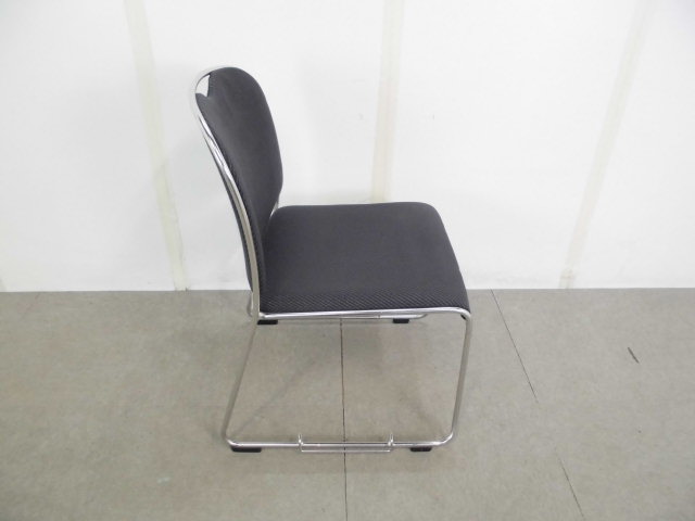 スタッキングチェア / ブラック