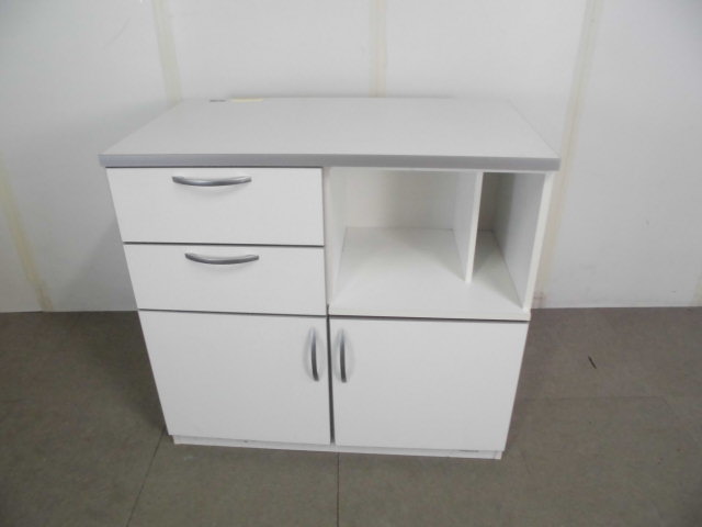 オカムラ / キッチンキャビネット / ホワイト