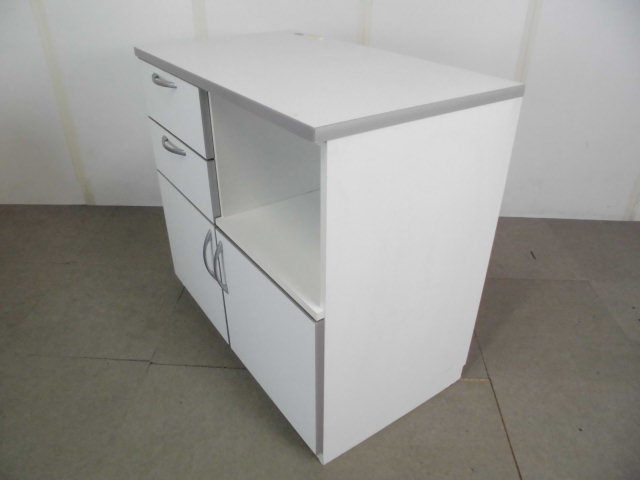 オカムラ / キッチンキャビネット / ホワイト