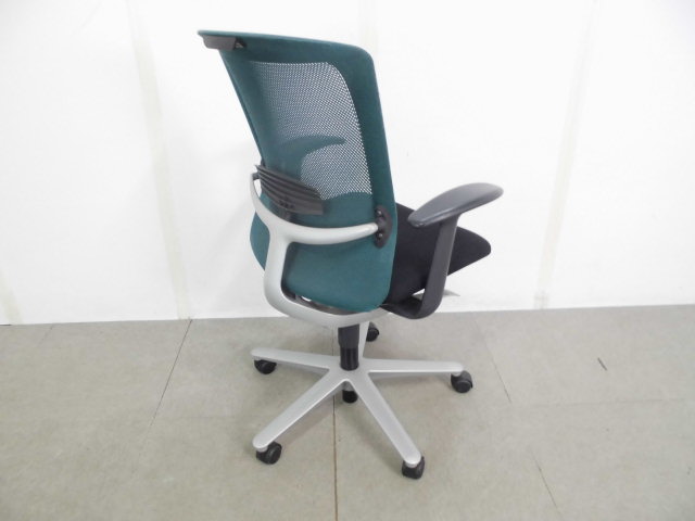 レジア /ウチダ / グリーン / OAチェア肘付き