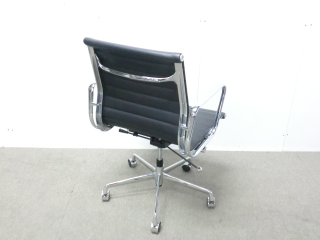 OAチェア肘有 / ブラック / 【中古】